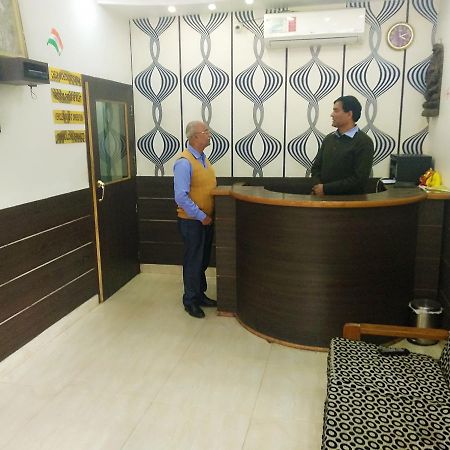 Hotel Patliputra Gautam ปัฏนา ภายนอก รูปภาพ